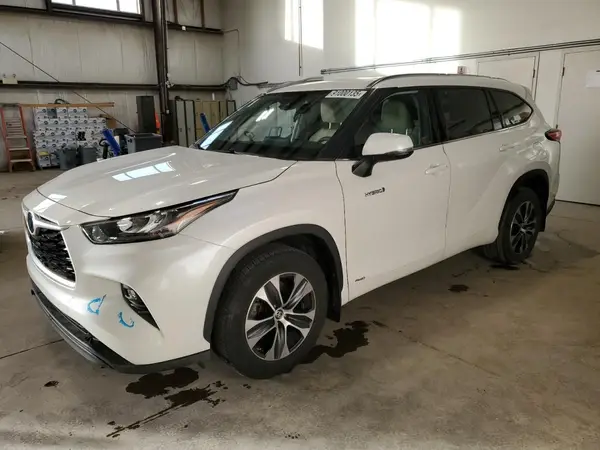 5TDGBRCHXMS033251 2021 TOYOTA HIGHLANDER - Image 1