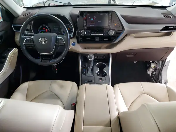 5TDGBRCHXMS033251 2021 TOYOTA HIGHLANDER - Image 8