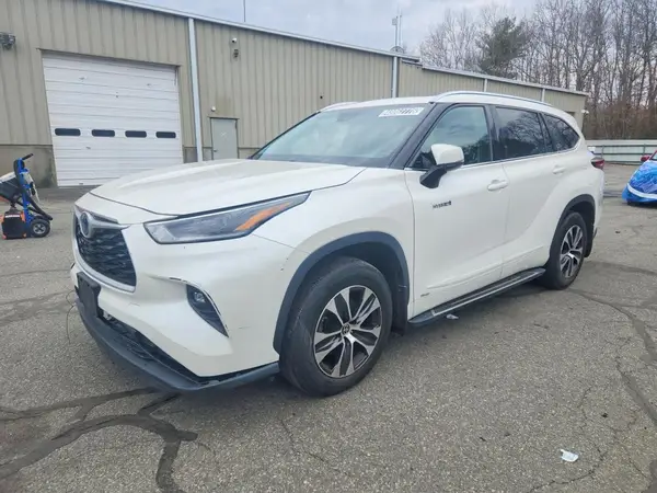 5TDGBRCHXMS041155 2021 TOYOTA HIGHLANDER - Image 1