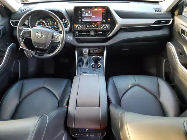 5TDGBRCHXMS515010 2021 TOYOTA HIGHLANDER - Image 8