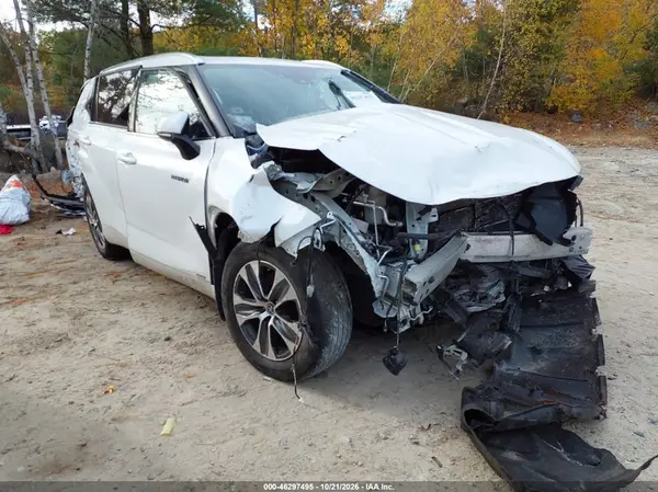 5TDGBRCHXMS524497 2021 TOYOTA HIGHLANDER - Image 1