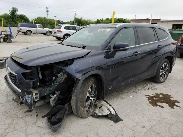 5TDGBRCHXNS548140 2022 TOYOTA HIGHLANDER - Image 1