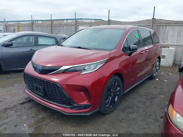 5TDGRKEC1NS088550 2022 TOYOTA SIENNA - Image 2