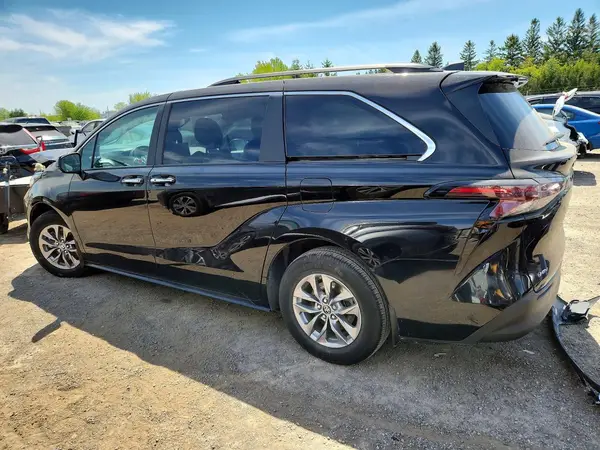 5TDGRKEC1SS244937 2025 TOYOTA SIENNA - Image 2