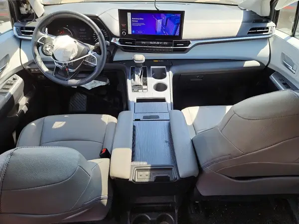 5TDGRKEC1SS244937 2025 TOYOTA SIENNA - Image 8