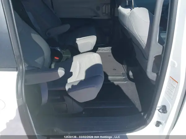 5TDGRKEC3NS098223 2022 TOYOTA SIENNA - Image 8