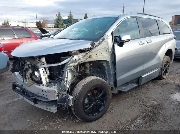 5TDGRKEC3NS119328 2022 TOYOTA SIENNA - Image 2