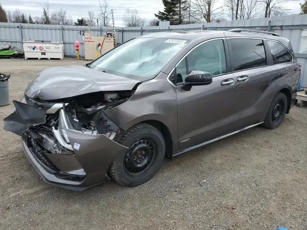 5TDGRKEC4MS044640 2021 TOYOTA SIENNA - Image 1