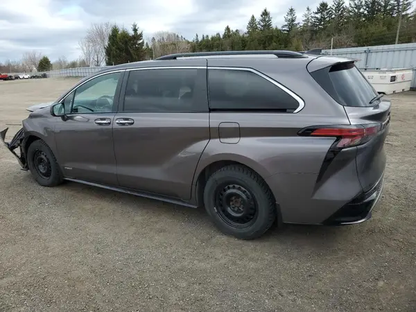 5TDGRKEC4MS044640 2021 TOYOTA SIENNA - Image 2