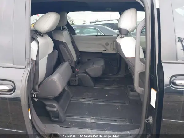 5TDGRKEC4PS157380 2023 TOYOTA SIENNA - Image 8