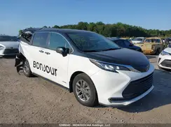 5TDGRKEC5MS047692 2021 TOYOTA SIENNA