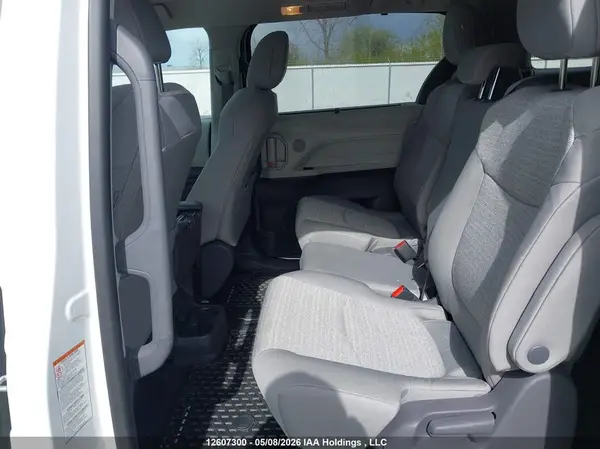 5TDGRKEC5MS054092 2021 TOYOTA SIENNA - Image 8