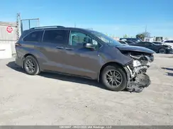 5TDGRKEC5NS110792 2022 TOYOTA SIENNA