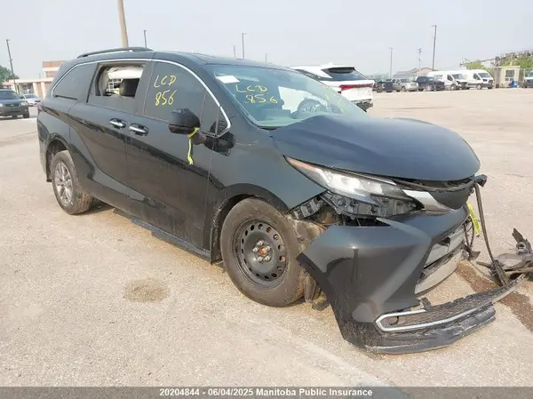 5TDGRKEC5PS137199 2023 TOYOTA SIENNA - Image 1