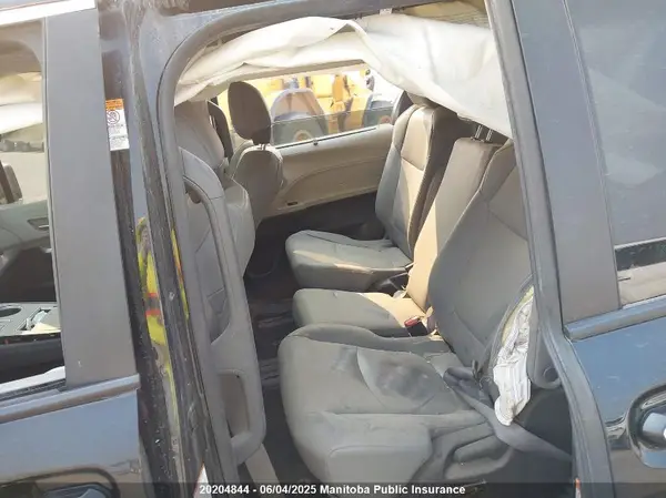 5TDGRKEC5PS137199 2023 TOYOTA SIENNA - Image 8