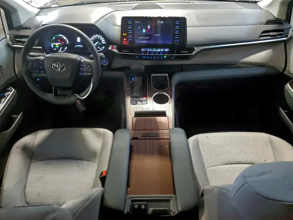 5TDGRKEC5RS197437 2024 TOYOTA SIENNA - Image 8