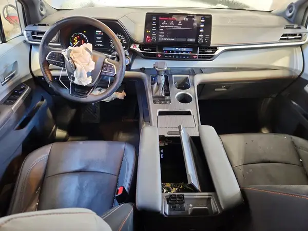 5TDGRKEC6NS117489 2022 TOYOTA SIENNA - Image 8