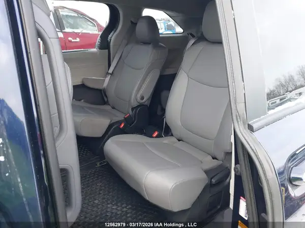 5TDGRKEC6PS138877 2023 TOYOTA SIENNA - Image 8
