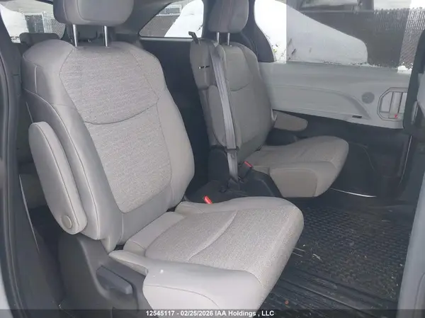 5TDGRKEC6SS247011 2025 TOYOTA SIENNA - Image 8