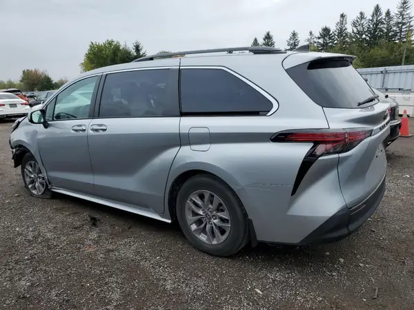 5TDGRKEC7NS120661 2022 TOYOTA SIENNA - Image 2