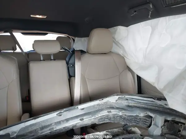 5TDGRKEC8RS209483 2024 TOYOTA SIENNA - Image 8