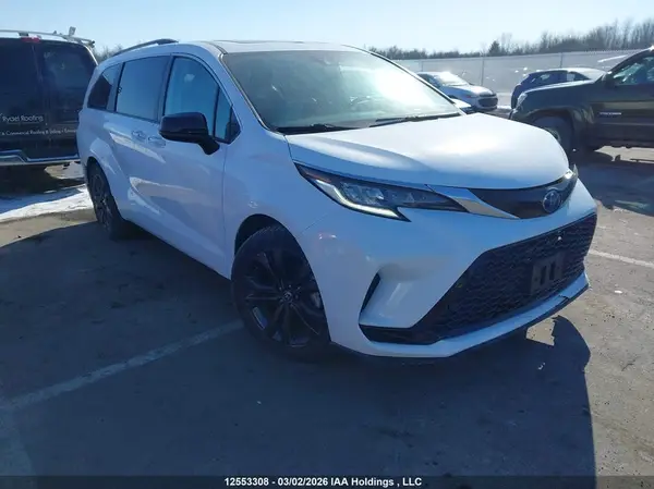 5TDGRKEC9NS084181 2022 TOYOTA SIENNA - Image 1