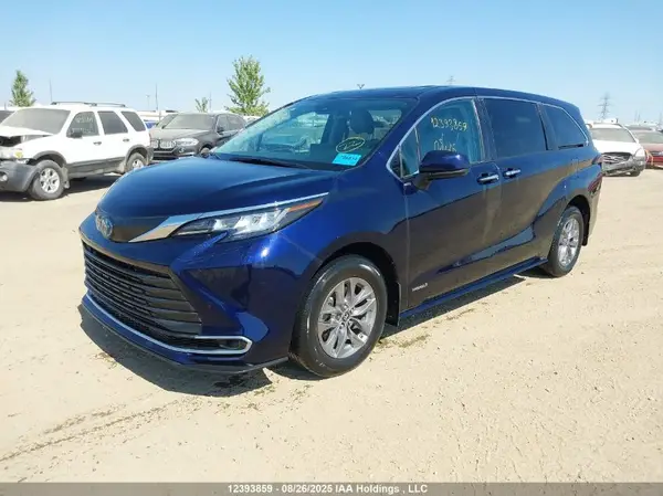 5TDGRKECXMS039684 2021 TOYOTA SIENNA - Image 2