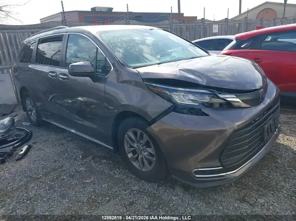 5TDGRKECXNS113381 2022 TOYOTA SIENNA - Image 1