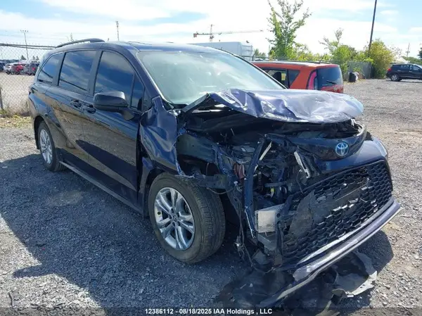 5TDGSKFC1NS064378 2022 TOYOTA SIENNA - Image 1