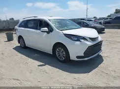 5TDGSKFC1TS249303 2026 TOYOTA SIENNA