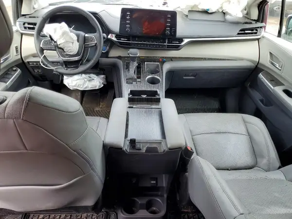 5TDGSKFC2NS067063 2022 TOYOTA SIENNA - Image 8