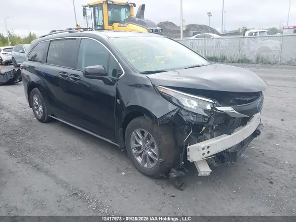 5TDGSKFC3RS136140 2024 TOYOTA SIENNA - Image 1