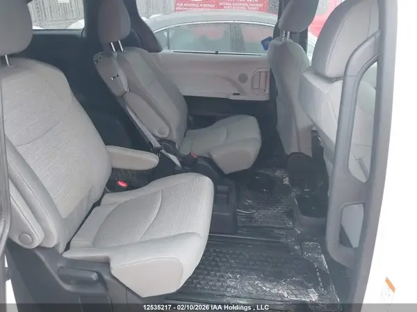 5TDGSKFC5SS179013 2025 TOYOTA SIENNA - Image 8