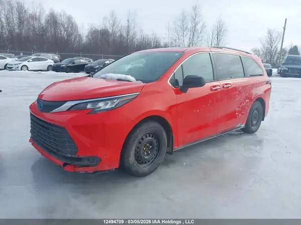 5TDGSKFC7MS033389 2021 TOYOTA SIENNA - Image 2