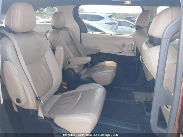 5TDGSKFC9MS023074 2021 TOYOTA SIENNA - Image 8