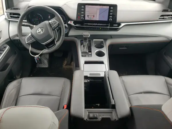 5TDGSKFC9NS045836 2022 TOYOTA SIENNA - Image 8