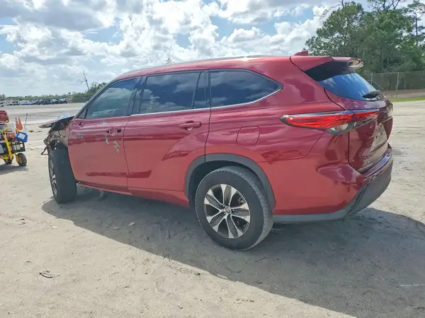 5TDGZRAH0LS003379 2020 TOYOTA HIGHLANDER - Image 2