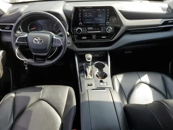 5TDGZRAH0LS010140 2020 TOYOTA HIGHLANDER - Image 8