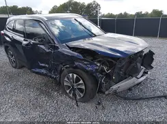 5TDGZRAH0MS051059 2021 TOYOTA HIGHLANDER