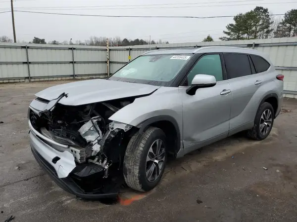 5TDGZRAH0NS095094 2022 TOYOTA HIGHLANDER - Image 1