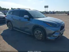 5TDGZRAH0NS107504 2022 TOYOTA HIGHLANDER