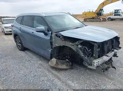 5TDGZRAH0NS111682 2022 TOYOTA HIGHLANDER