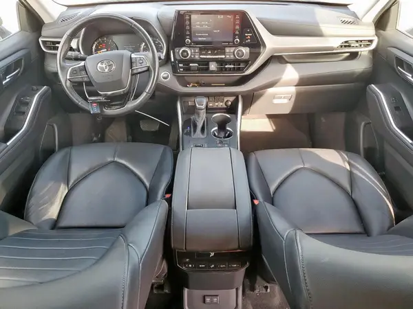 5TDGZRAH1LS005528 2020 TOYOTA HIGHLANDER - Image 8