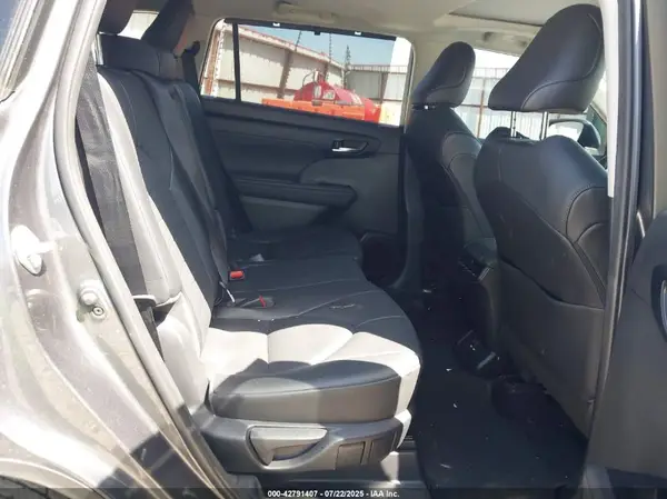 5TDGZRAH1LS016786 2020 TOYOTA HIGHLANDER - Image 8