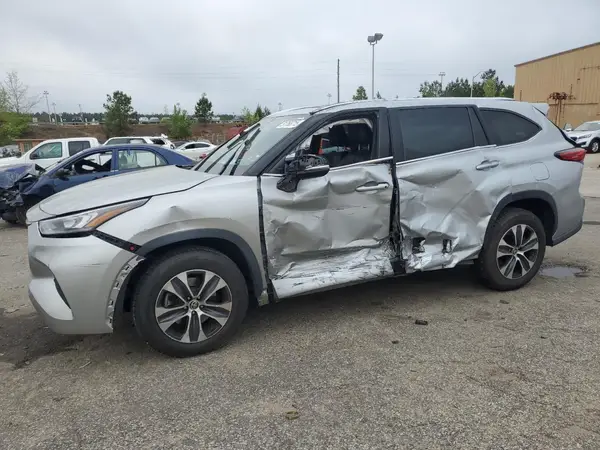 5TDGZRAH1LS502188 2020 TOYOTA HIGHLANDER - Image 1
