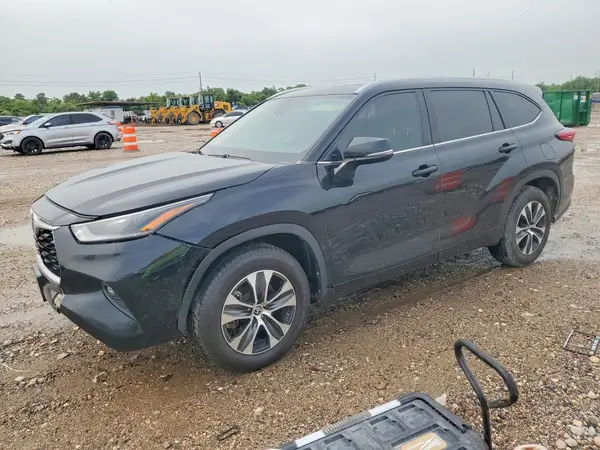 5TDGZRAH1MS039907 2021 TOYOTA HIGHLANDER - Image 1