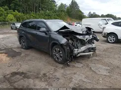 5TDGZRAH1MS081798 2021 TOYOTA HIGHLANDER