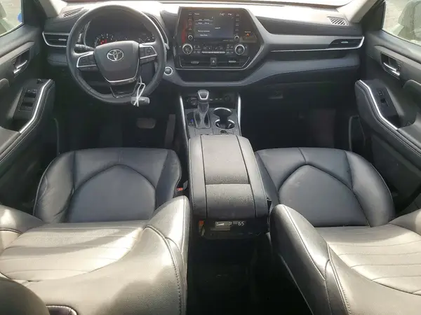 5TDGZRAH1MS085592 2021 TOYOTA HIGHLANDER - Image 8