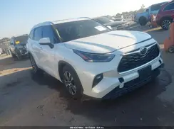 5TDGZRAH1MS519235 2021 TOYOTA HIGHLANDER