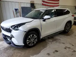 5TDGZRAH1MS526038 2021 TOYOTA HIGHLANDER